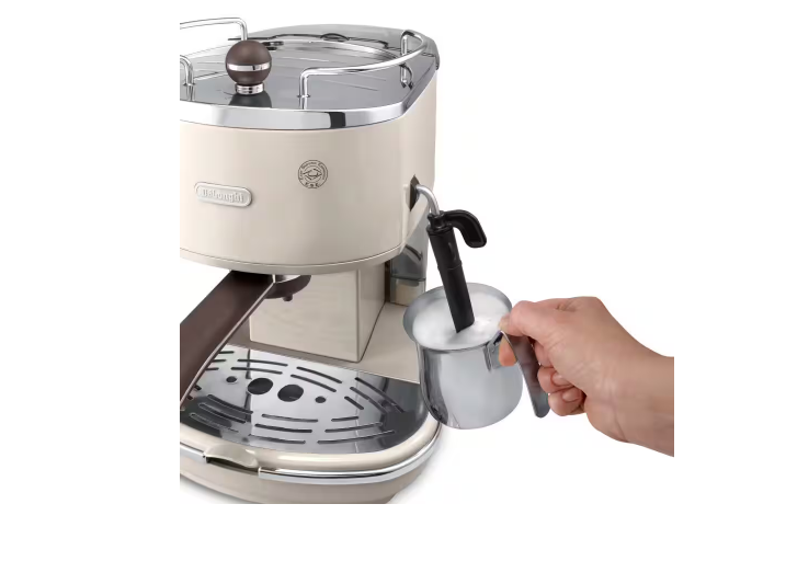 ماكينة القهوة De'Longhi Icona Vintage ECOV311.W هي واحدة من الماكينات الكلاسيكية بتصميم أنيق