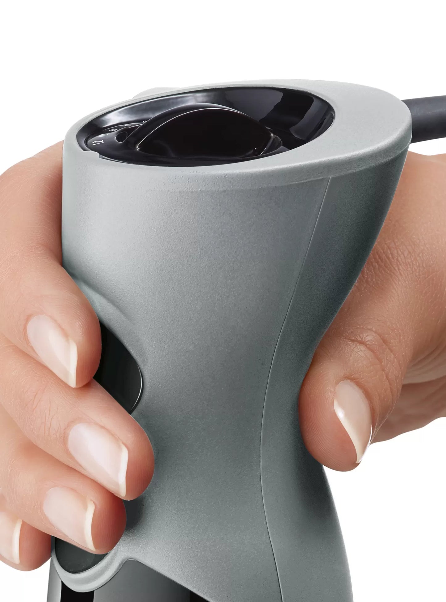 A hand mixer group 1 liter 750 watts from Bush