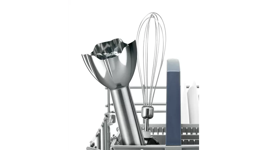 A hand mixer group 600 ml 1000 watts from Bush