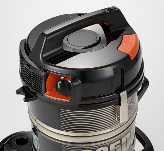 Electric vacuum cleaner 2200 w