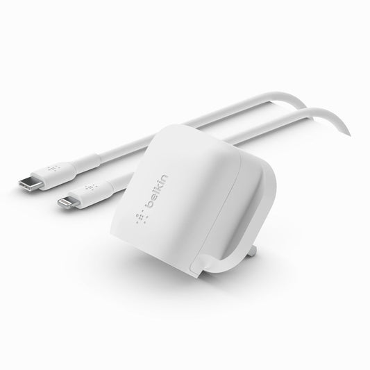 "شاحن جداري Belkin BOOST CHARGE USB-C بقدرة 20 واط، معتمد من USB-C PD مع تقنية PPS + كابل USB-C إلى Lightning بطول 1 متر"